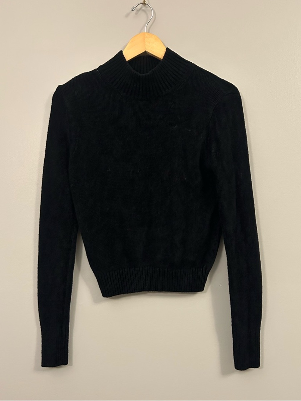 Aritzia Wilfred Corteta Chenille Black Mock Neck Sweater Medium - Picture 3 of 7